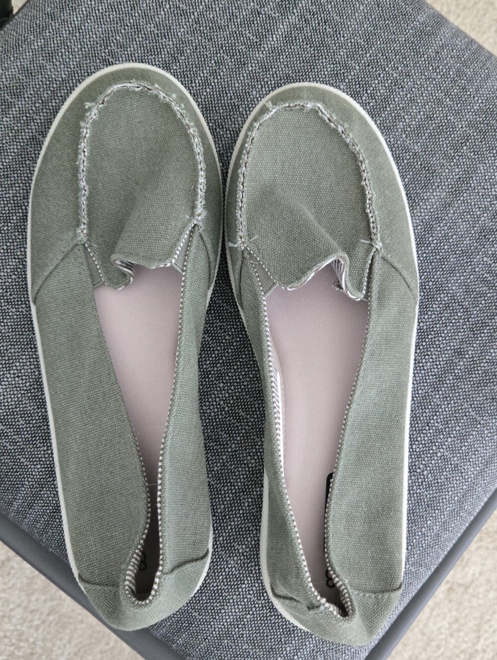 Women's Slip-On Canvas Loafers in Olive Green